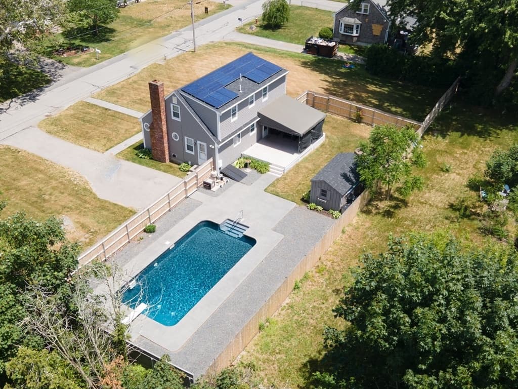 100 Sycamore St, Swansea MA 02777 photo 7