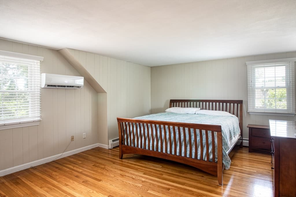 100 Sycamore St, Swansea MA 02777 photo 36