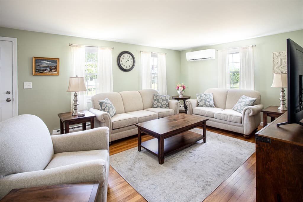 100 Sycamore St, Swansea MA 02777 photo 28