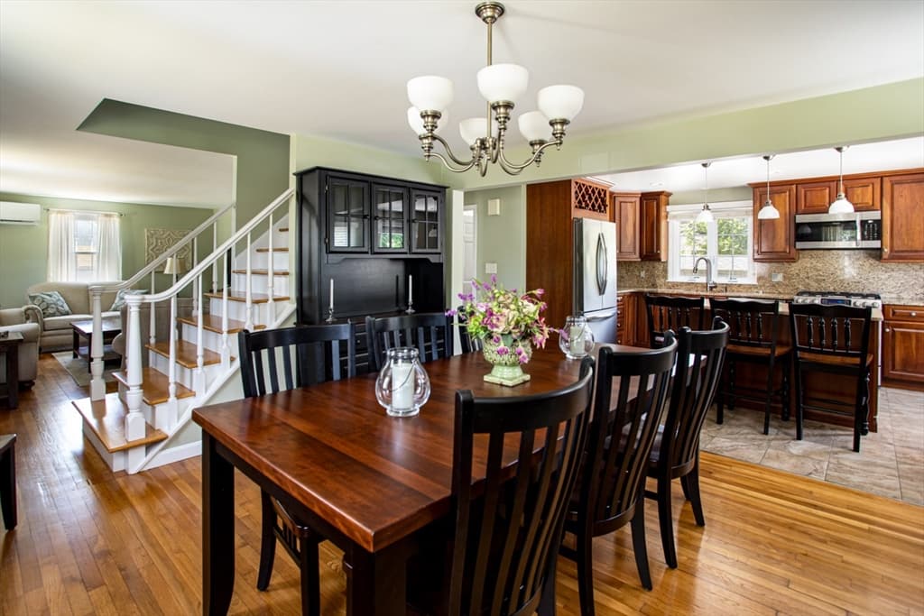 100 Sycamore St, Swansea MA 02777 photo 20