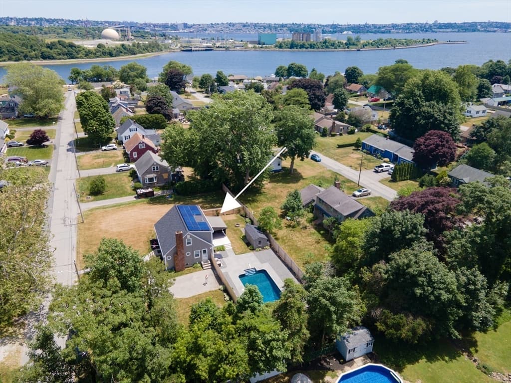 100 Sycamore St, Swansea MA 02777 photo 9