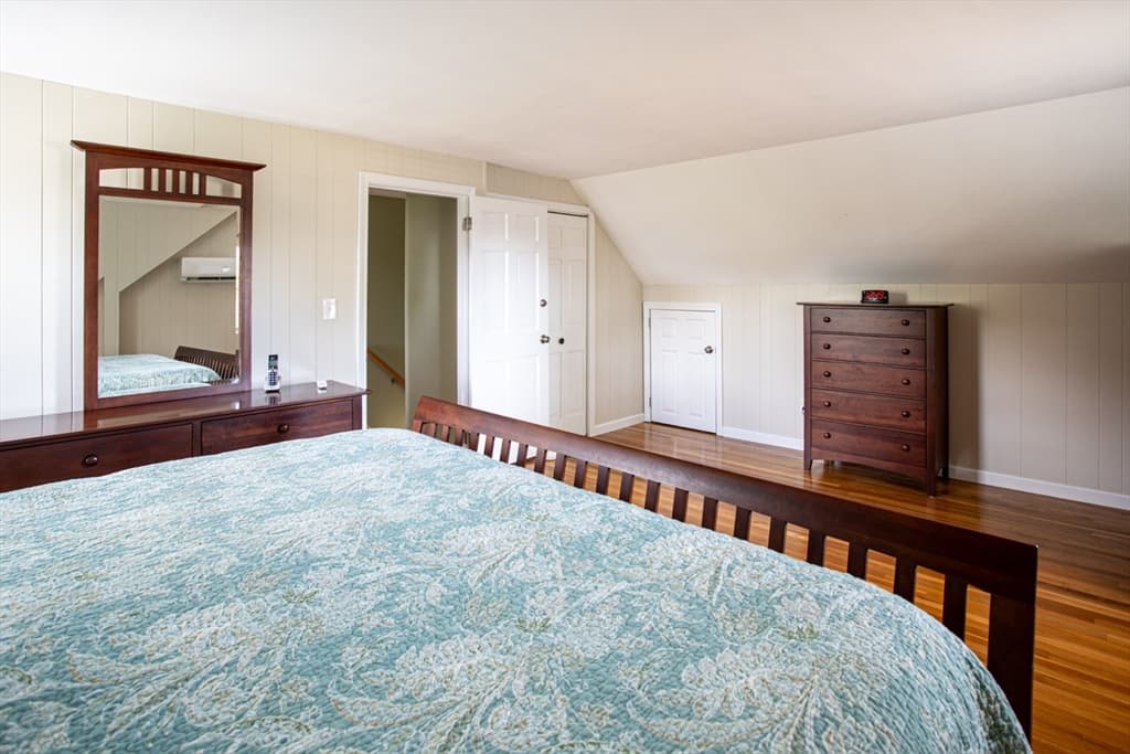 100 Sycamore St, Swansea MA 02777 photo 38