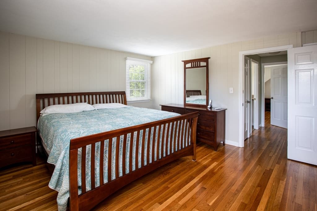 100 Sycamore St, Swansea MA 02777 photo 37