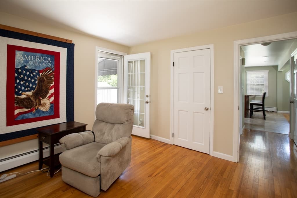 100 Sycamore St, Swansea MA 02777 photo 31