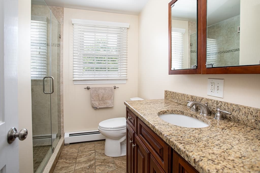 100 Sycamore St, Swansea MA 02777 photo 29