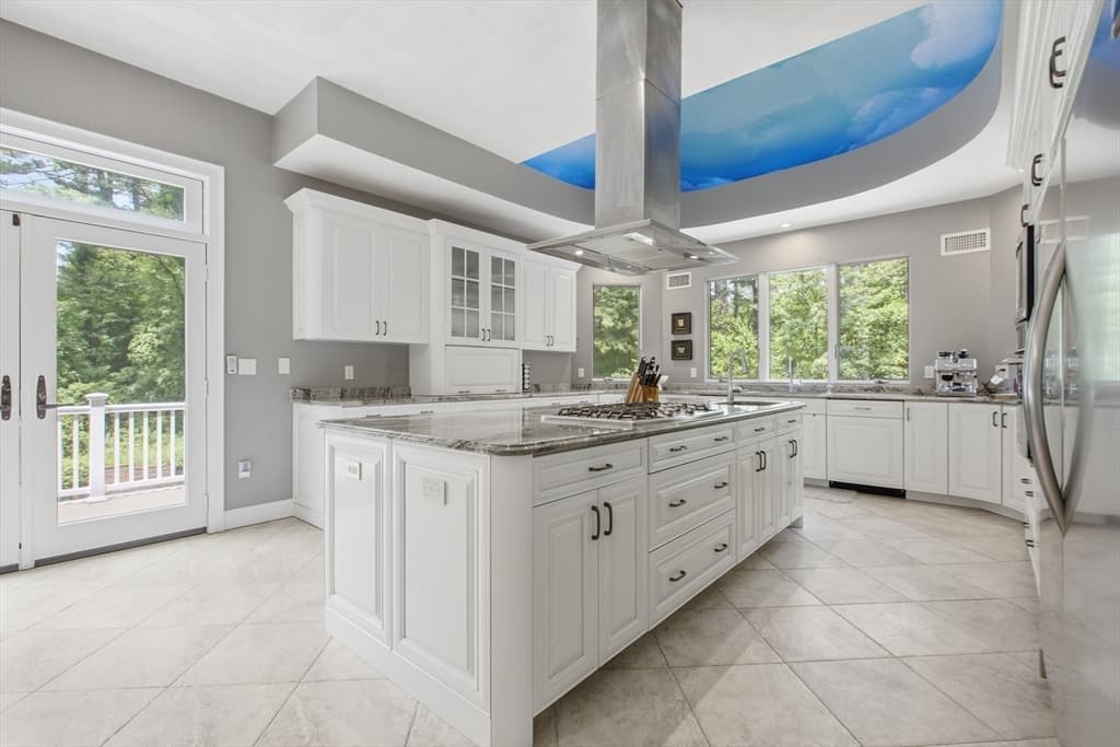 Single Family Residence at 8 Janice Ave, North Reading MA 01864, North Reading, photo 11 of 40