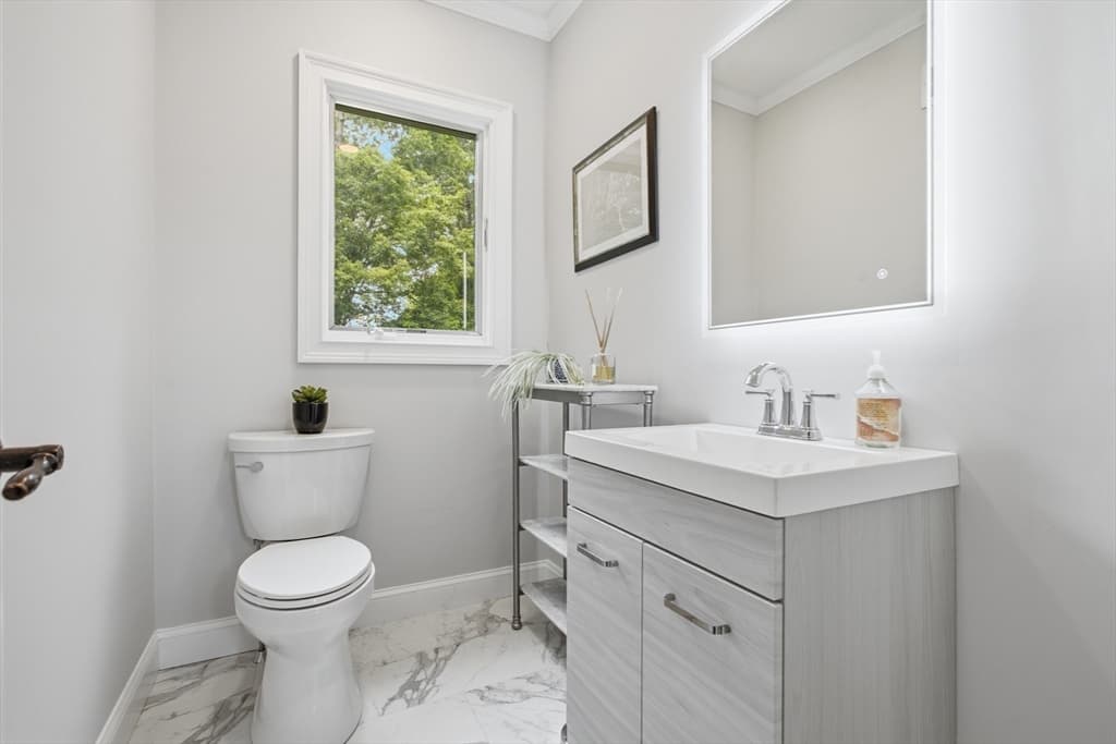 Single Family Residence at 8 Janice Ave, North Reading MA 01864, North Reading, photo 19 of 40