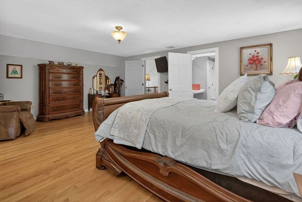 346 Judson St, Raynham MA 02767 photo 28