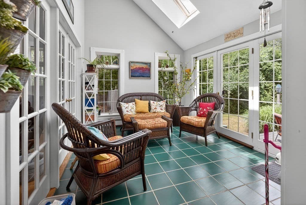 346 Judson St, Raynham MA 02767 photo 18