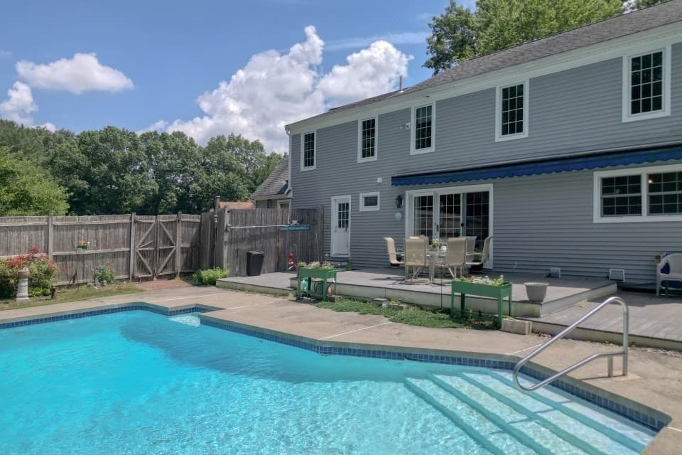 346 Judson St, Raynham MA 02767 photo 4