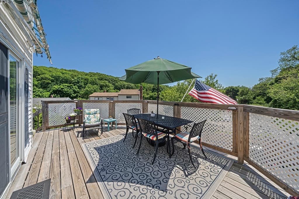 Single Family Residence at 16 Pequot Rd, Weymouth MA 02191, photo 23 of 36