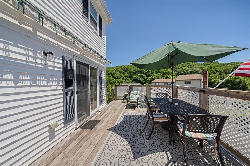 Single Family Residence at 16 Pequot Rd, Weymouth MA 02191, photo 22 of 36