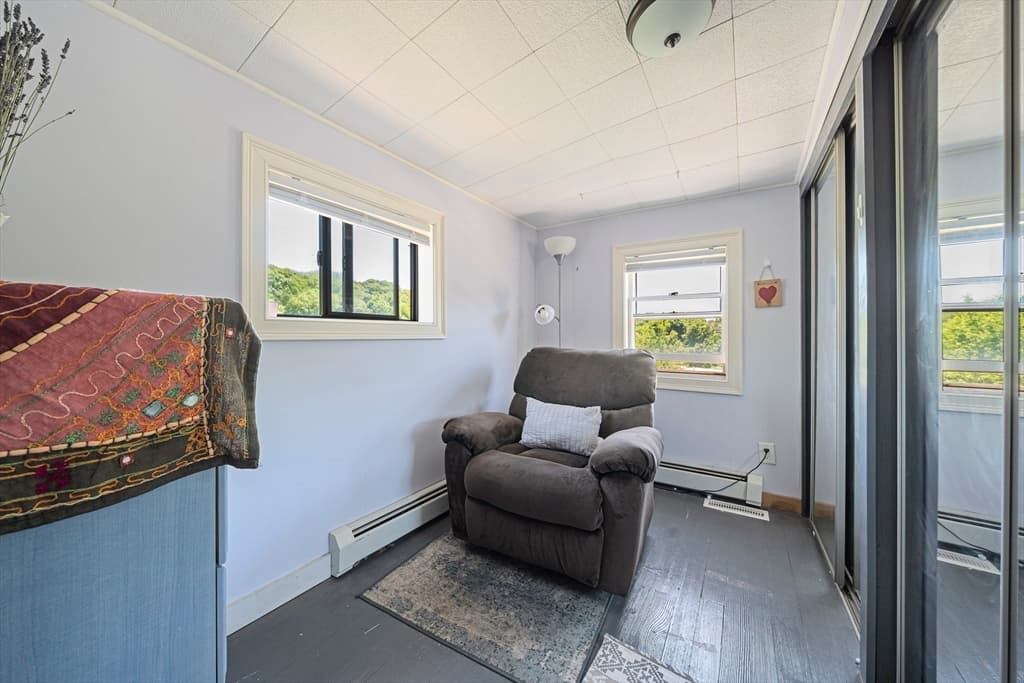 Single Family Residence at 16 Pequot Rd, Weymouth MA 02191, photo 15 of 36