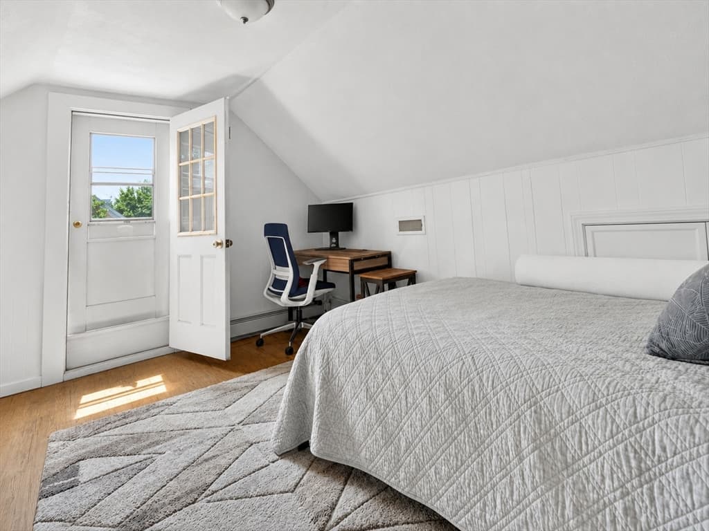 Multi Family at 62 Antrim St, Cambridge MA 02139, Cambridge, photo 22 of 30