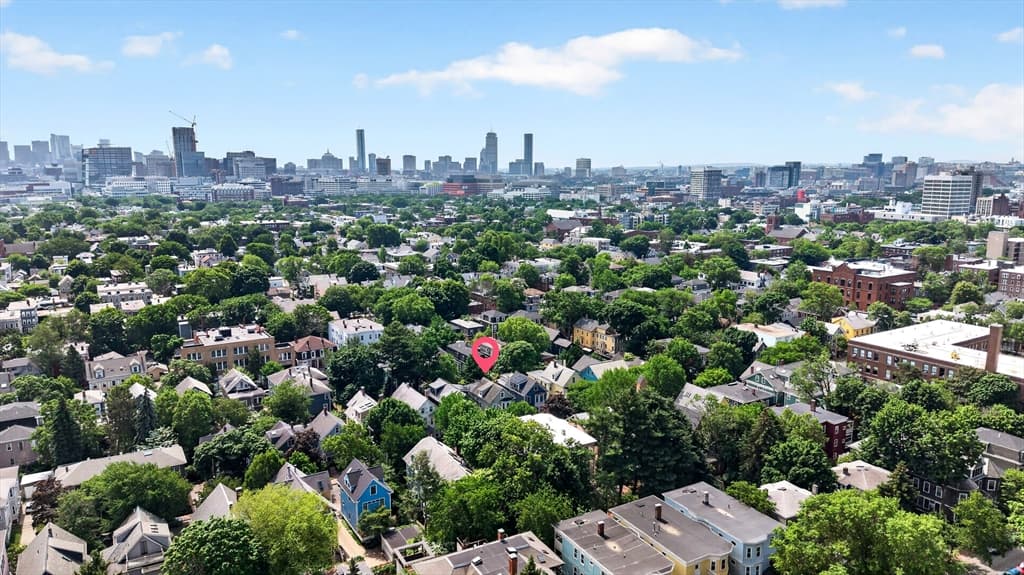 62 Antrim St, Cambridge MA 02139