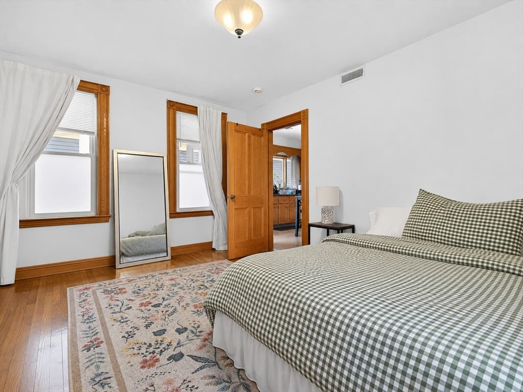 Multi Family at 62 Antrim St, Cambridge MA 02139, Cambridge, photo 20 of 30