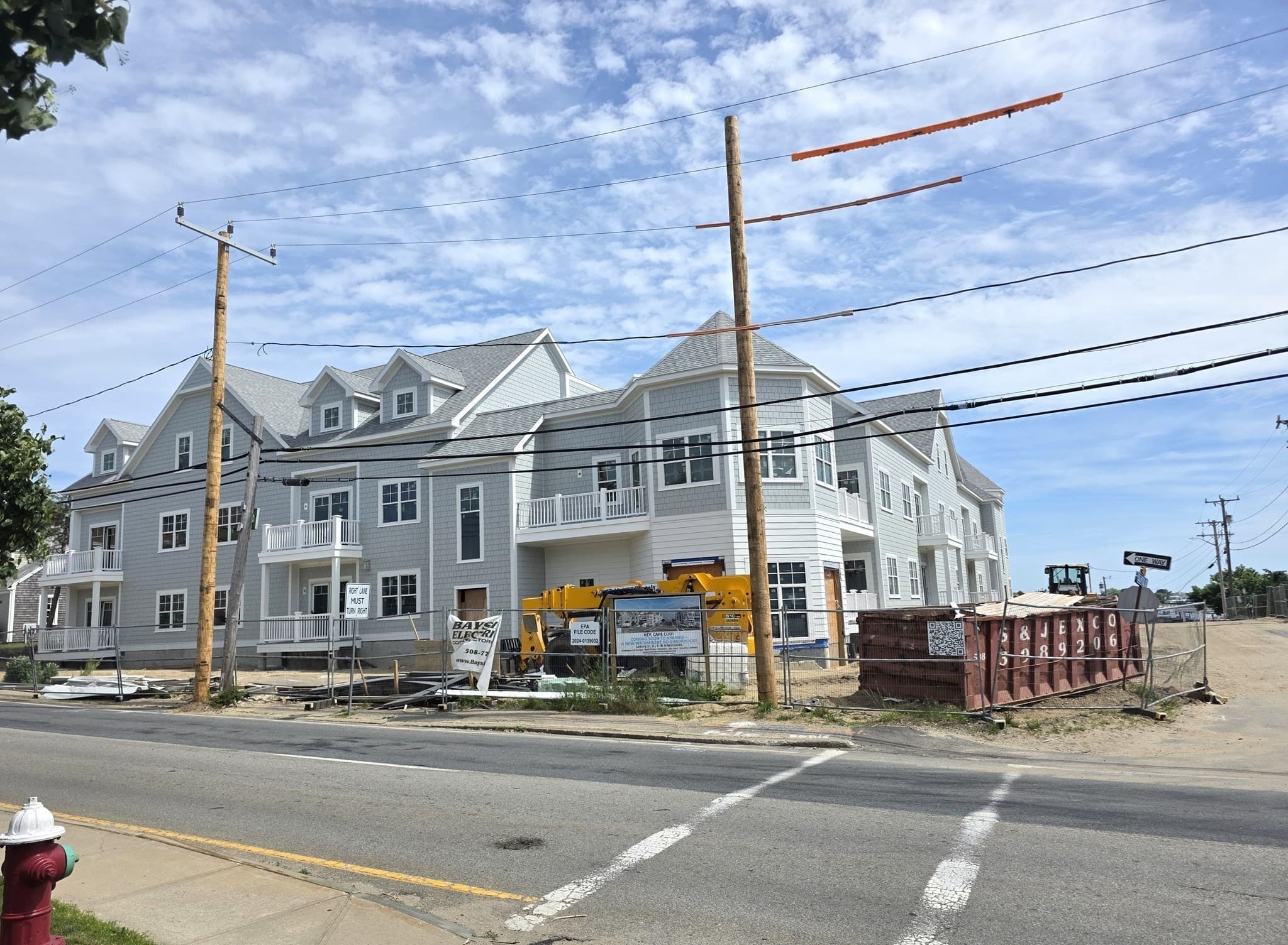 Condominium at 110 School St. # E202, Barnstable MA 02601, photo 3 of 6