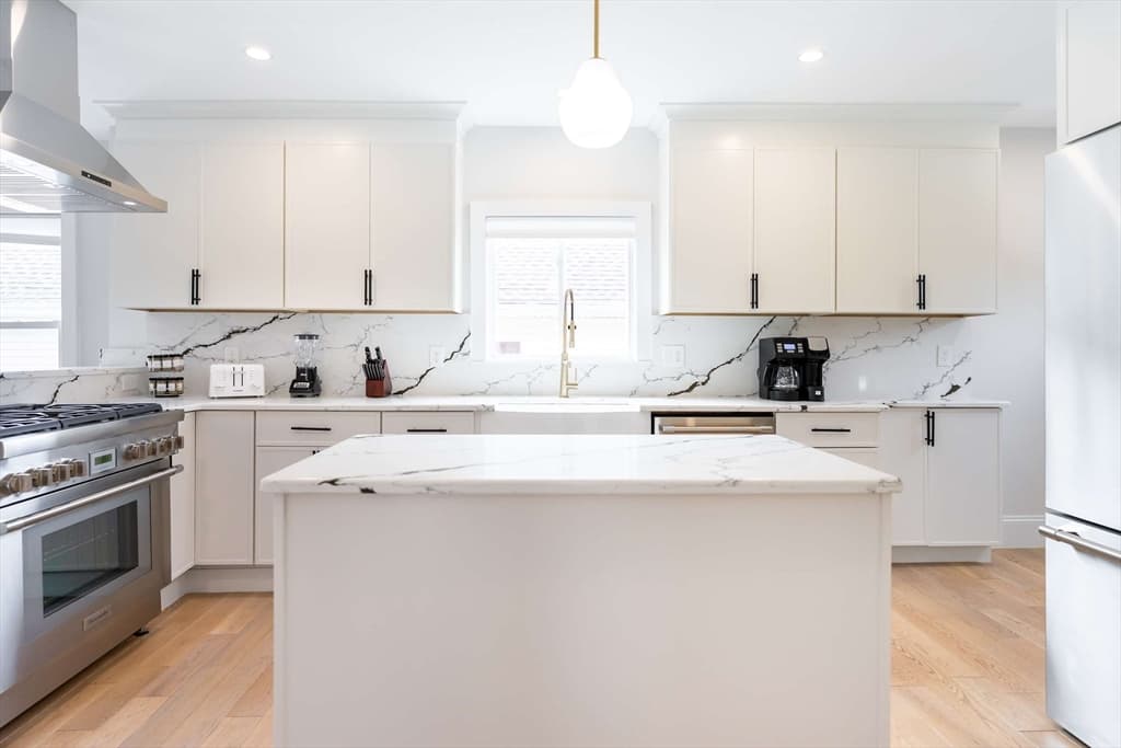 Condominium at 57 Garrison Ave # 2A, Somerville MA 02144, photo 2 of 28