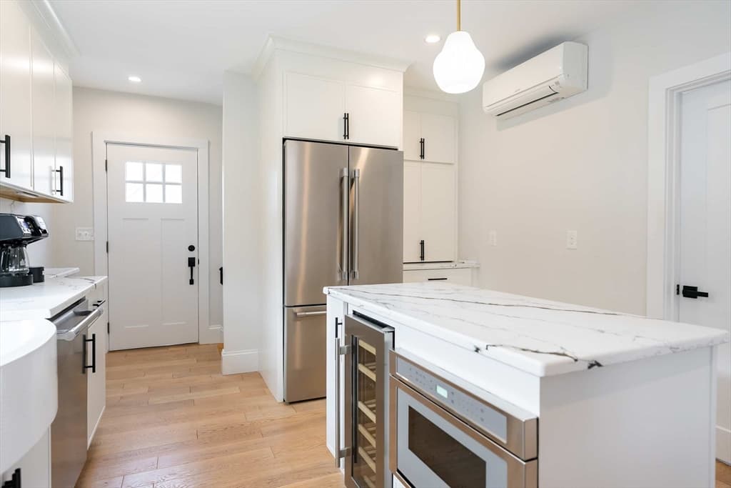 Condominium at 57 Garrison Ave # 2A, Somerville MA 02144, photo 4 of 28