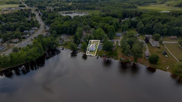 Single Family Residence at 121 Maple St, East Brookfield MA 01515, photo 33 of 40