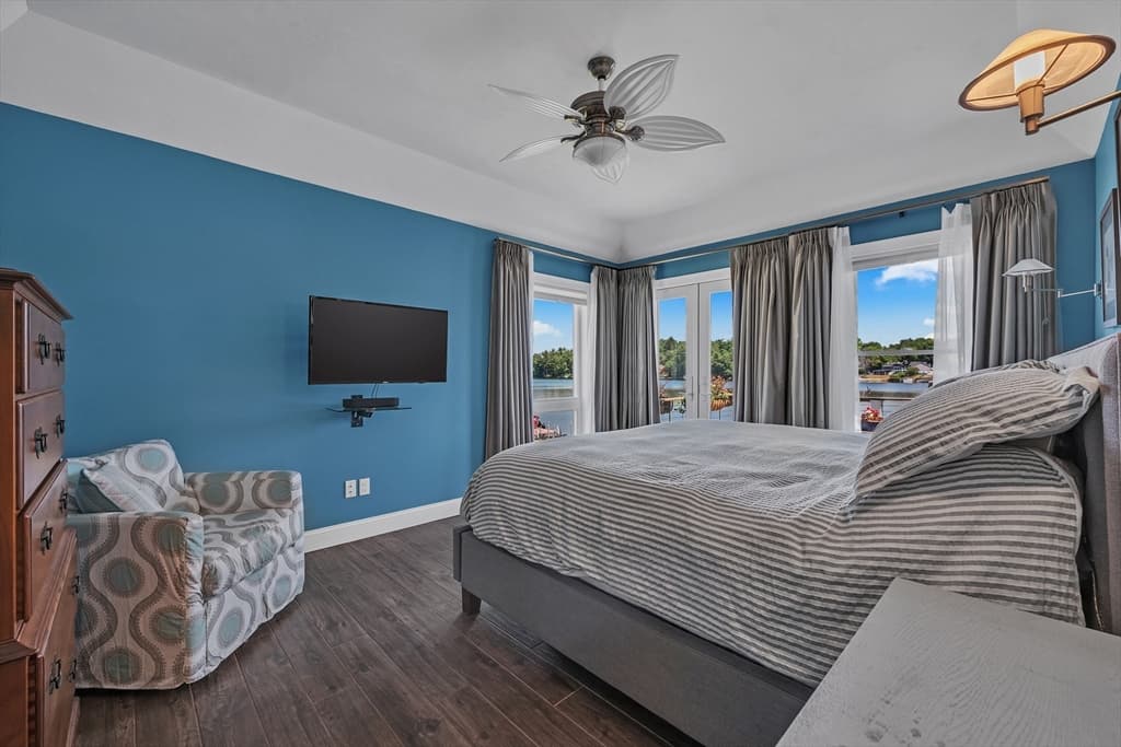 Single Family Residence at 121 Maple St, East Brookfield MA 01515, photo 19 of 40