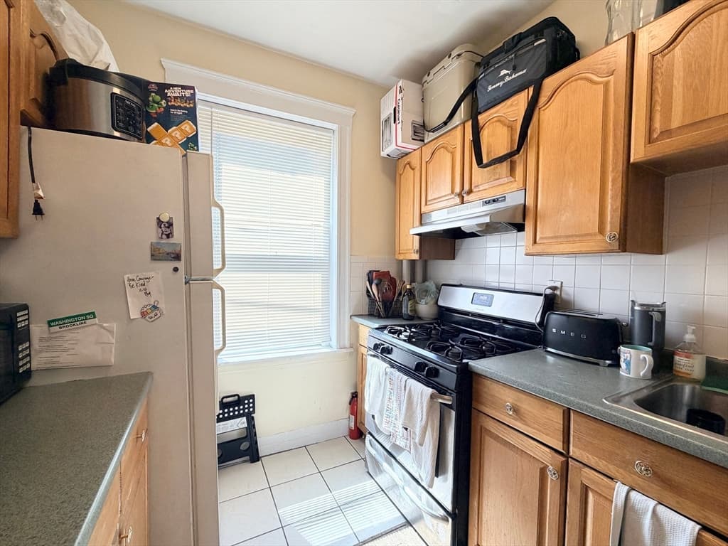 Condominium at 316 Summit Ave # 5, Boston MA 02135, photo 6 of 15
