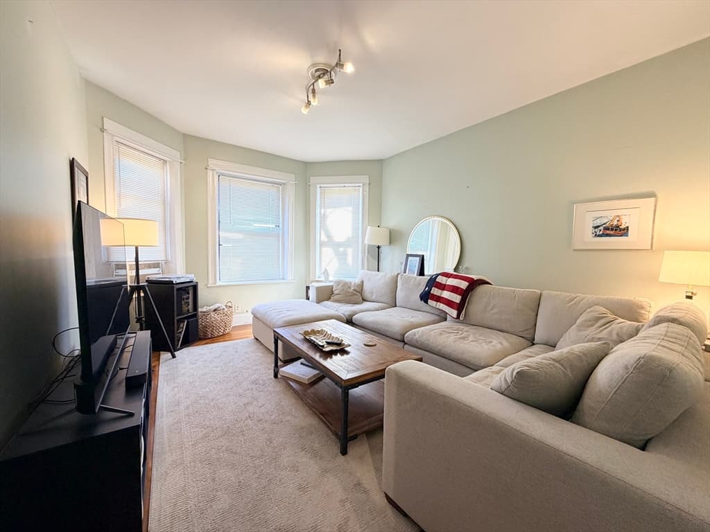 316 Summit Ave # 5, Boston MA 02135