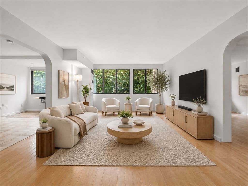 1731 Beacon # 202, Brookline MA 02445 photo 2