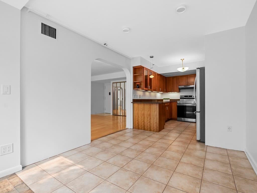 1731 Beacon # 202, Brookline MA 02445 photo 25