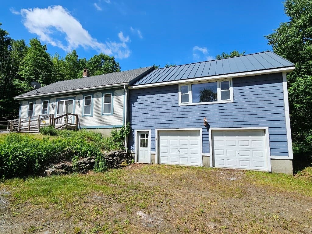 Single Family Residence at 356 E Hill Rd, Leyden MA 01337, photo 3 of 24