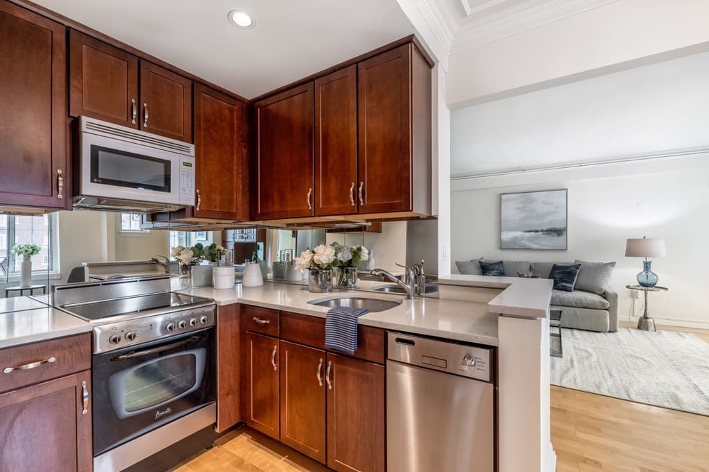Condominium at 20 Chapel St # B701, Brookline MA 02446, Brookline, photo 4 of 29