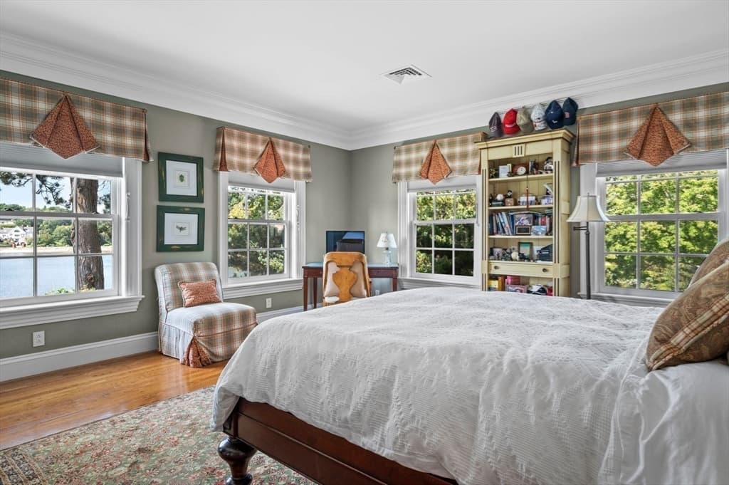 17 Crowninshield Road, Marblehead MA 01945 photo 30