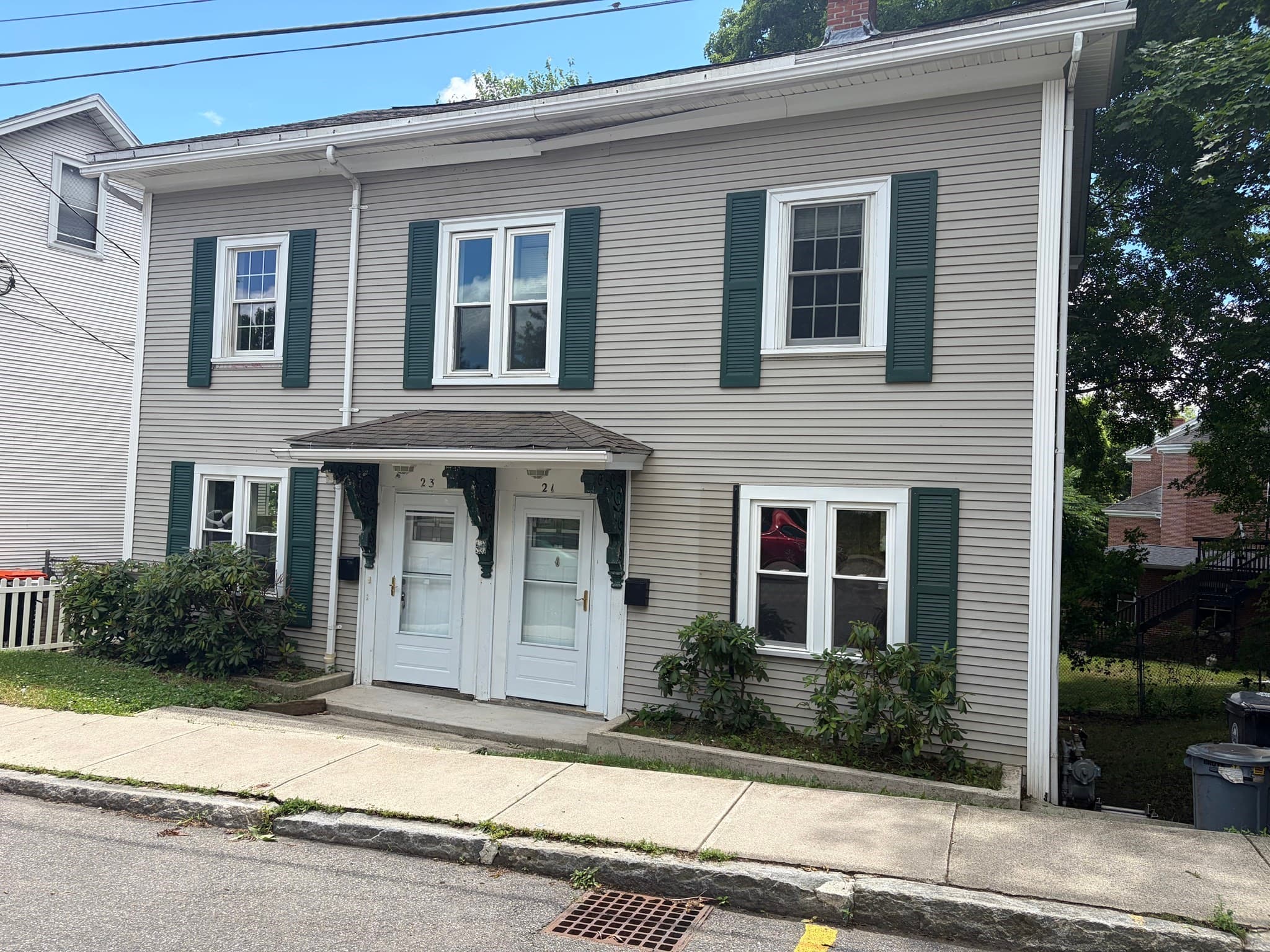 21-23 Carew St, South Hadley MA 01075