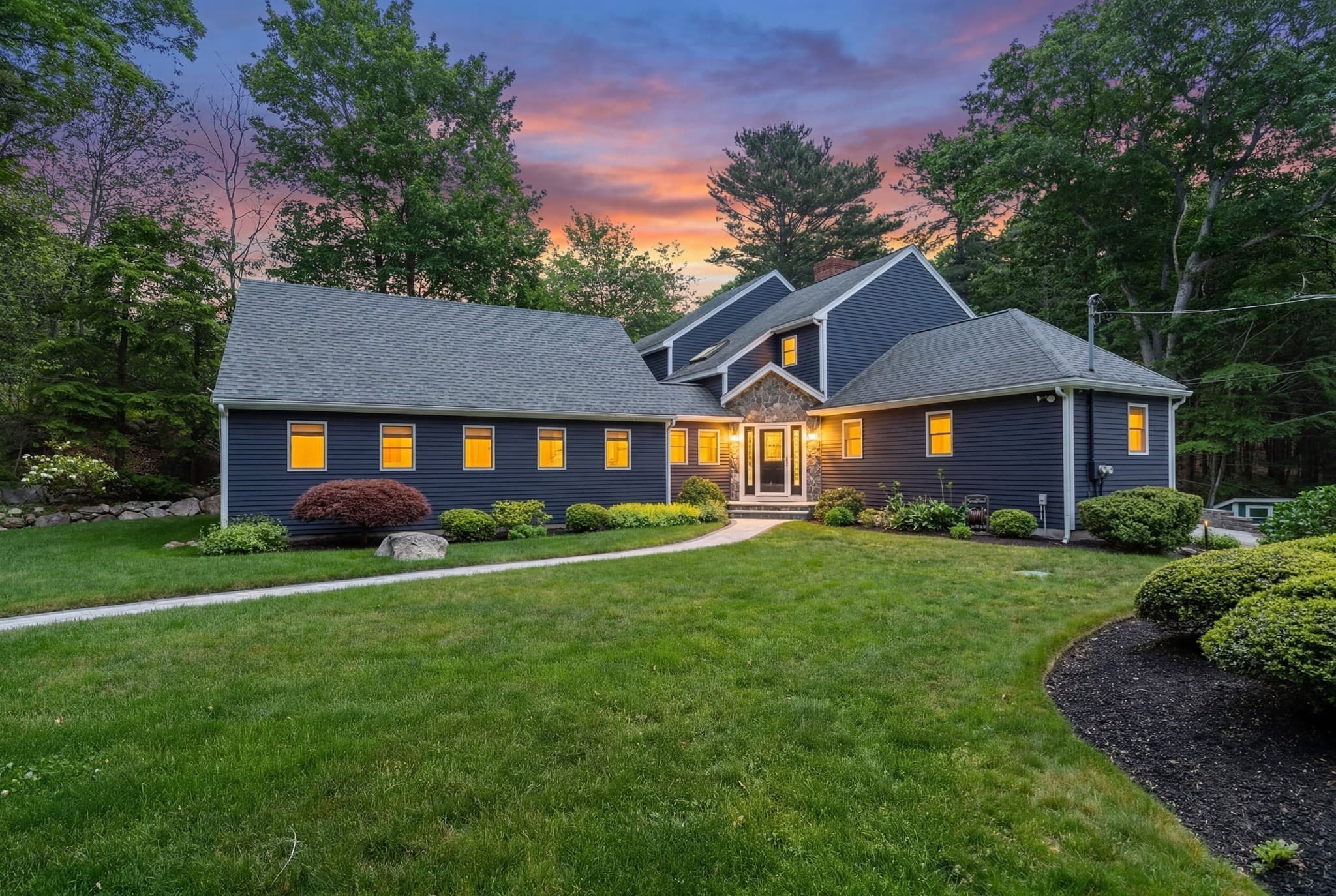Single Family Residence at 21 Forest Lane, Manchester MA 01944, Manchester, photo 6 of 42