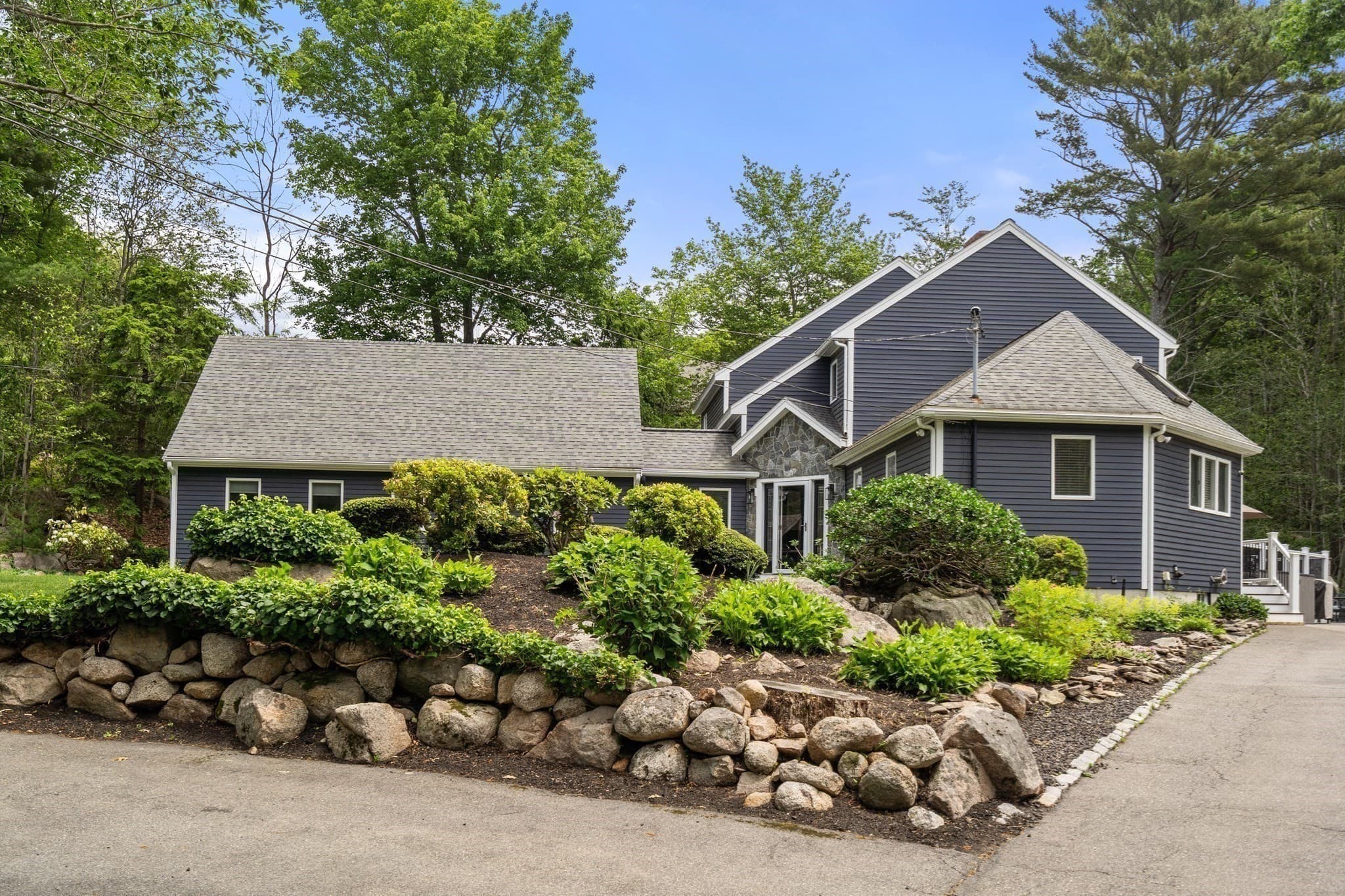 Single Family Residence at 21 Forest Lane, Manchester MA 01944, Manchester, photo 34 of 42