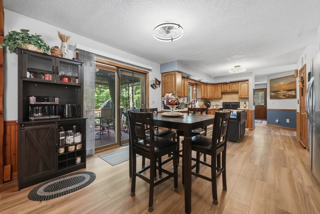 176 Will Thompson Way, Fitchburg MA 01420 photo 11