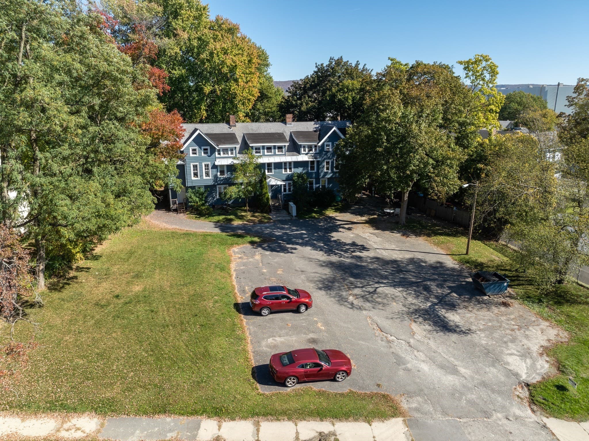 5+ Family - 5+ Units Up/Down at 162 Woodlawn Ave, Pittsfield MA 01201, photo 5 of 25
