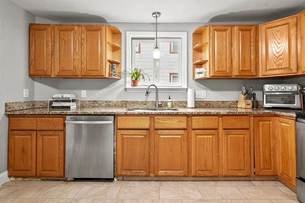72 Aborn Street # 1, Peabody MA 01960 photo 6