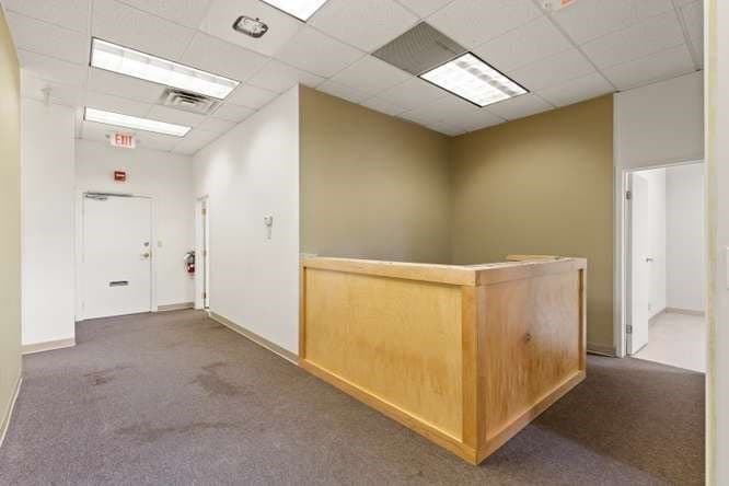 9 Hawthorne # 114N, Boston MA 02114