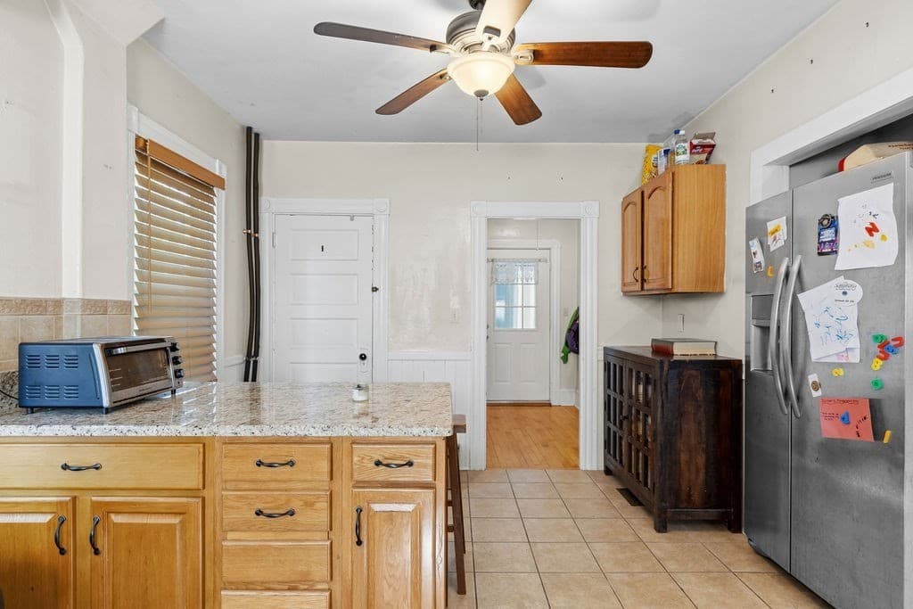 116 Liberty St, New Bedford MA 02740 photo 12