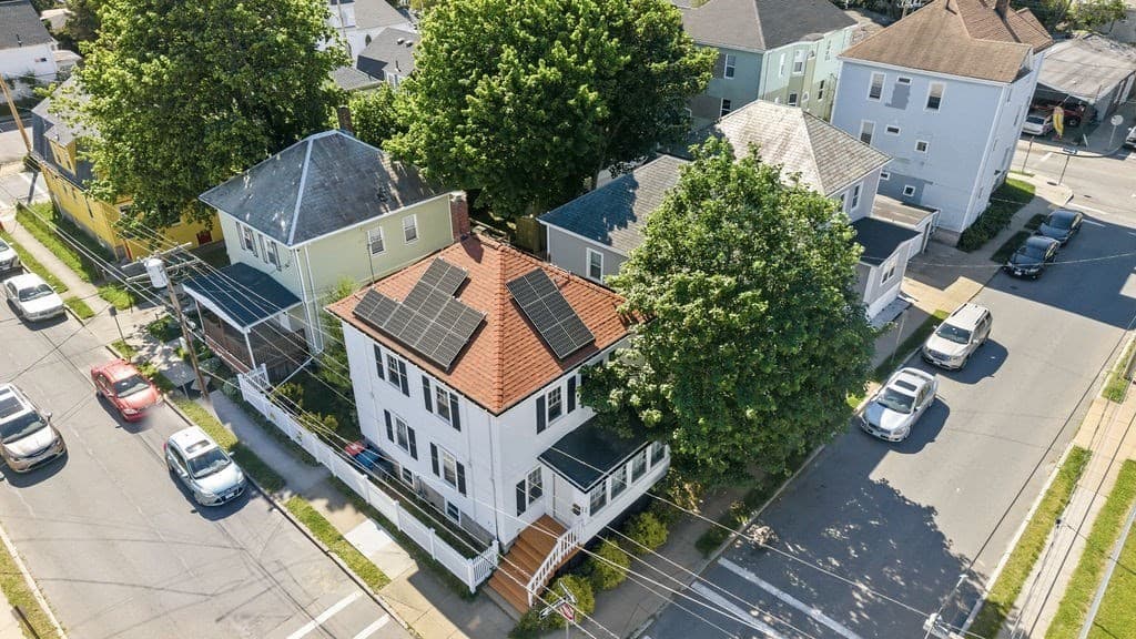 116 Liberty St, New Bedford MA 02740 photo 9