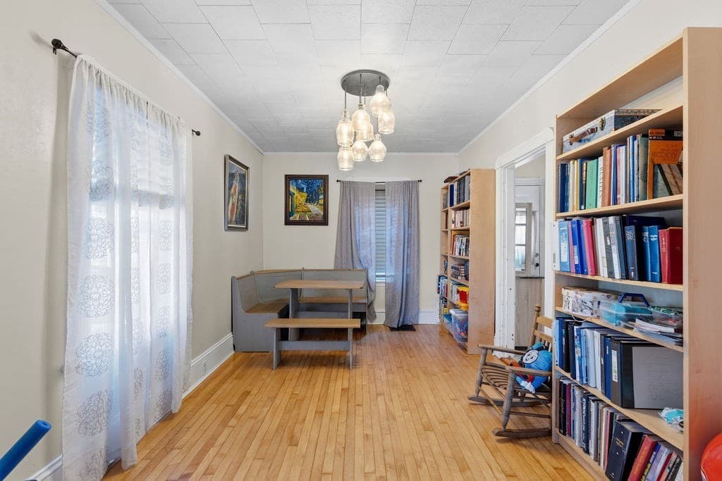 116 Liberty St, New Bedford MA 02740 photo 4