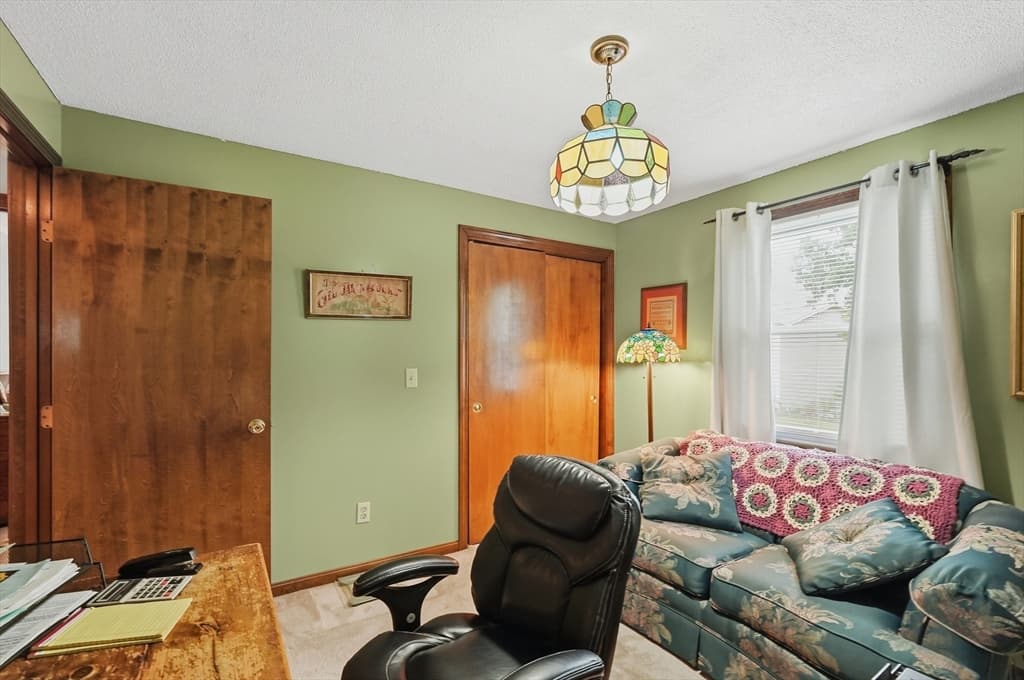 568 Lantern Ln, New Bedford MA 02740 photo 23