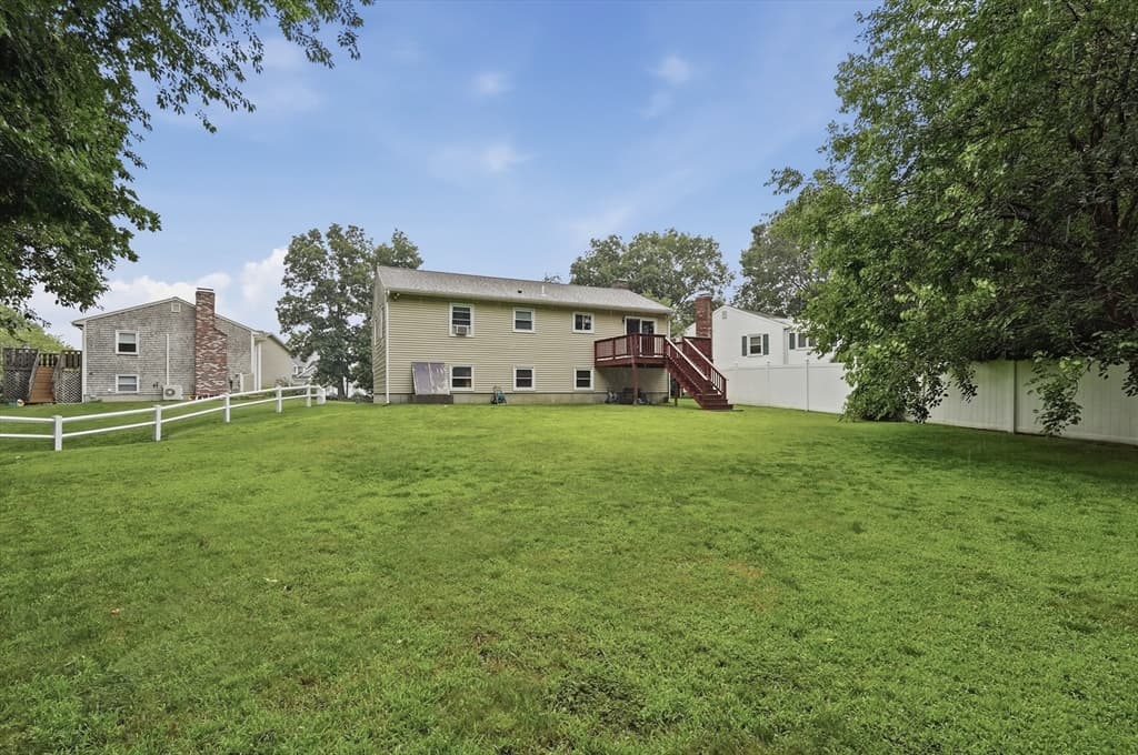 568 Lantern Ln, New Bedford MA 02740 photo 32