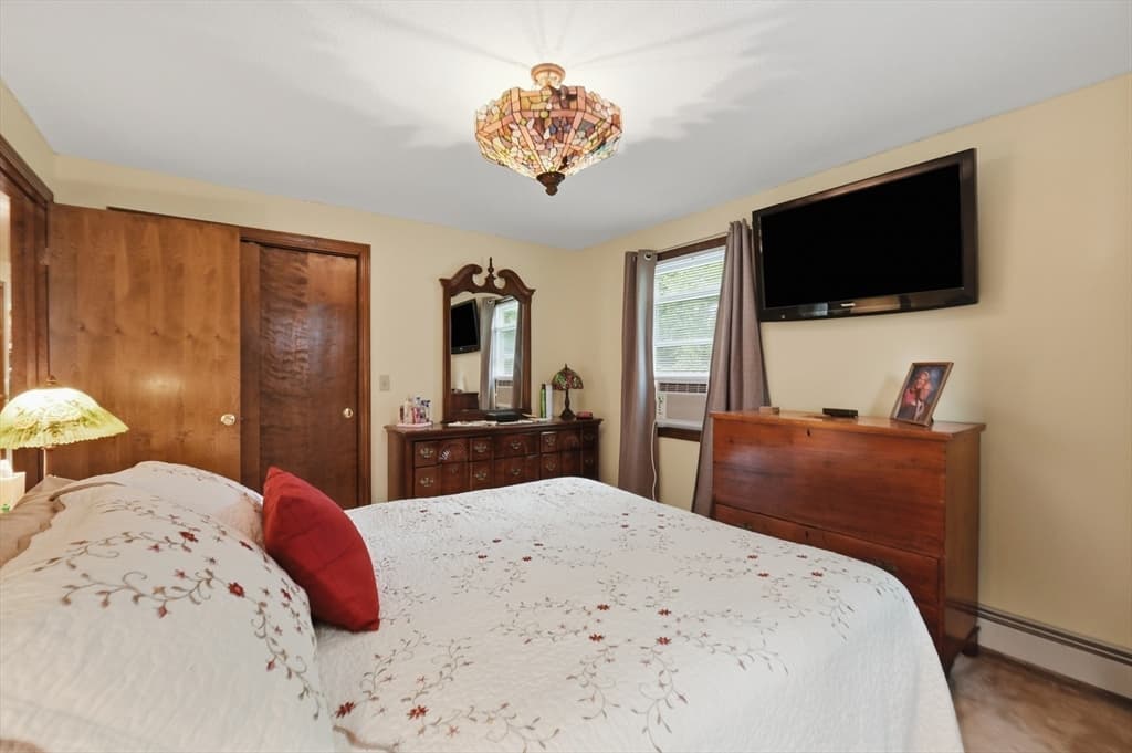 568 Lantern Ln, New Bedford MA 02740 photo 20