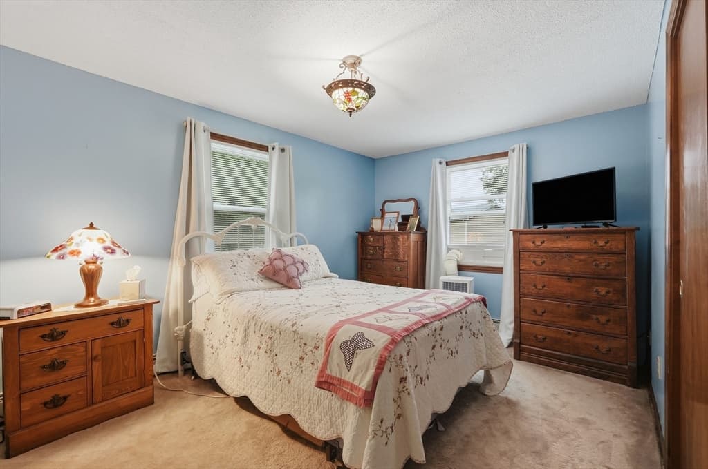 568 Lantern Ln, New Bedford MA 02740 photo 15