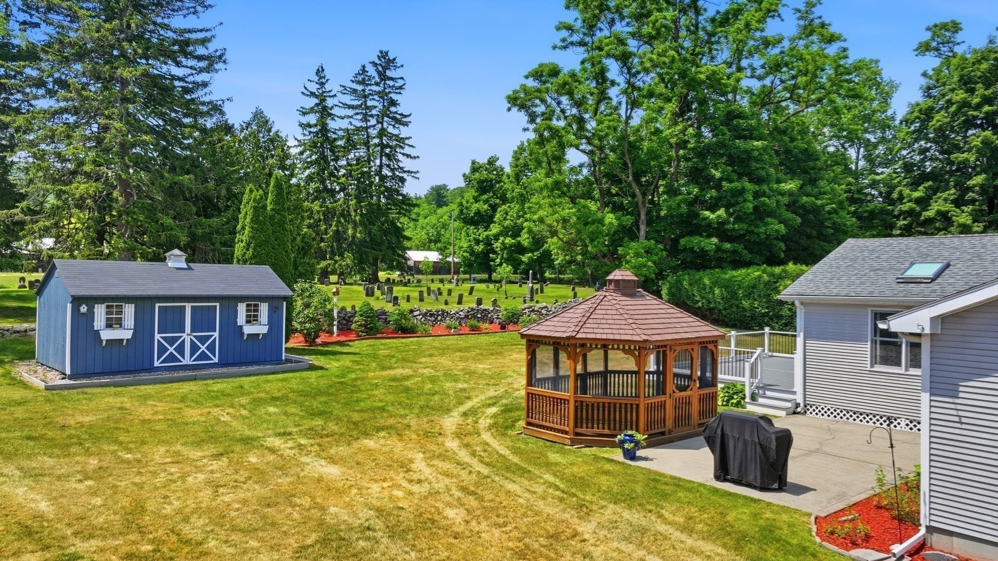 Single Family Residence at 15 Tiffany Lane, Northampton MA 01062, Northampton, photo 5 of 38