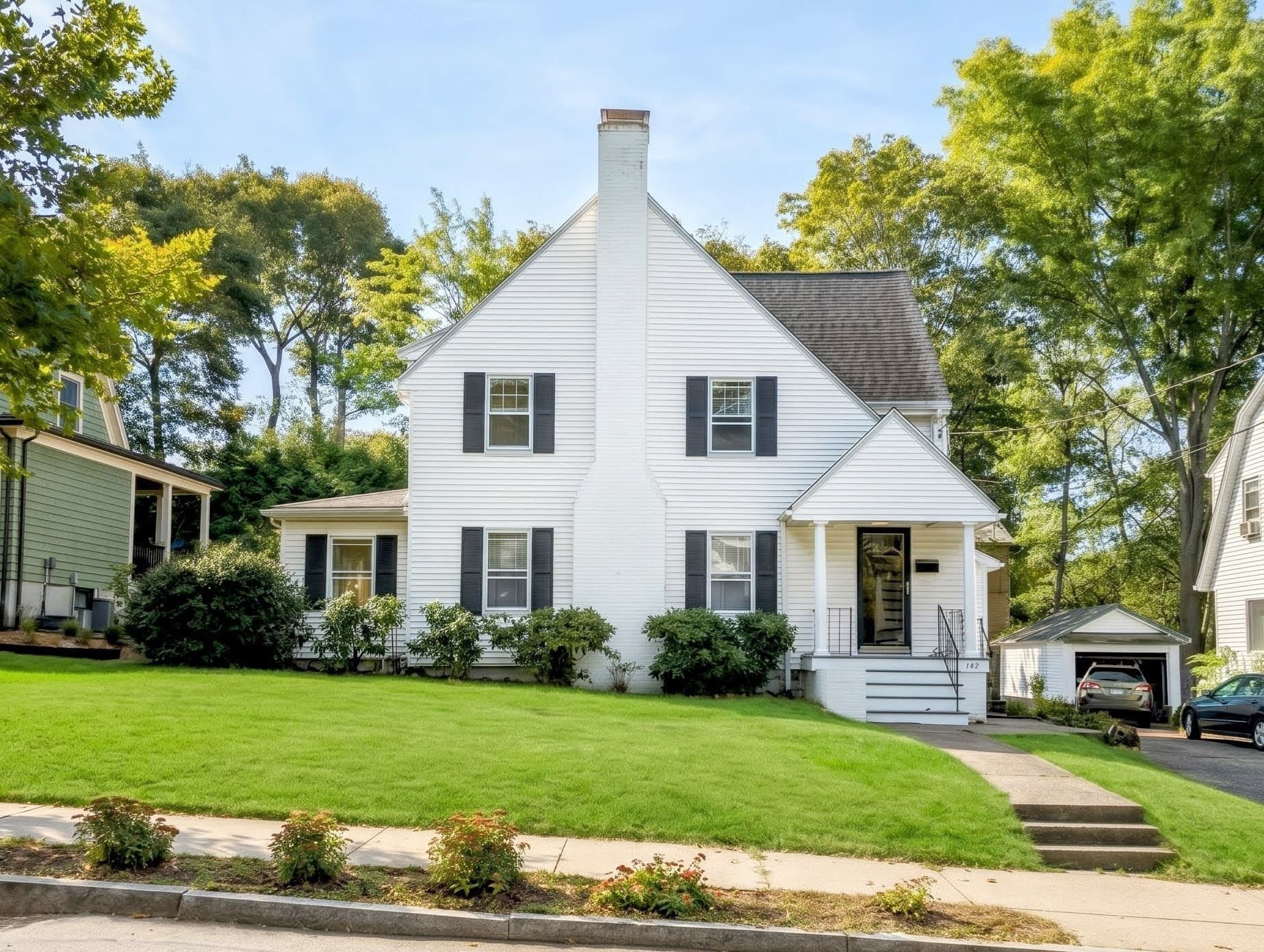 142 Jackson St, Newton MA 02459