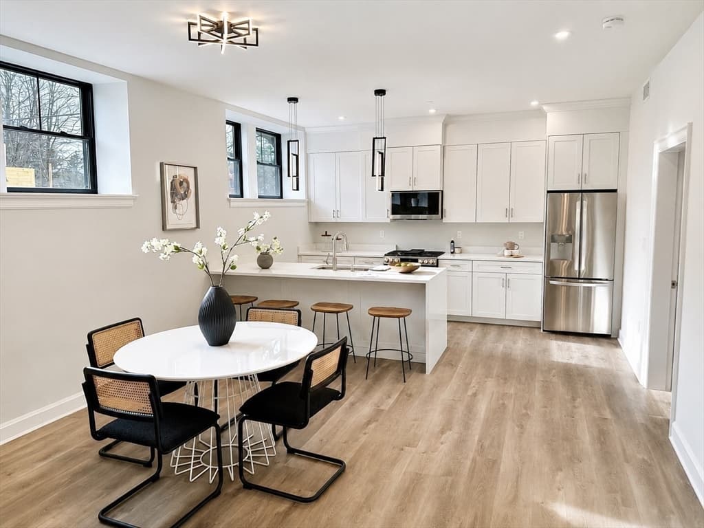 Condominium at 16 Foster Ct # 1A, Medford MA 02155, photo 6 of 10