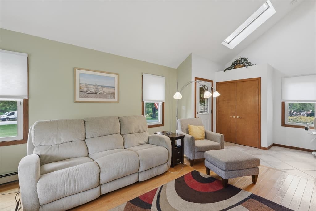 Single Family Residence at 35 Blueberry Hill, Webster MA 01570, Webster, photo 6 of 41